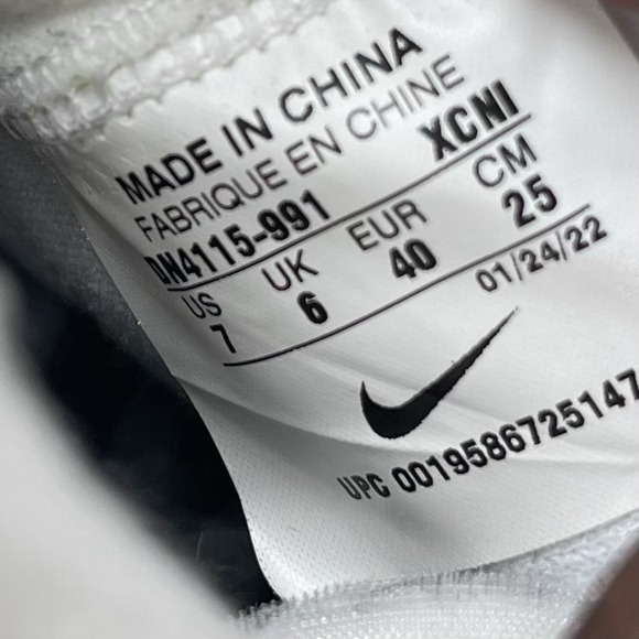 Nike Sneakers Mens 7 Womens 8.5 Blazer Mid 77 DN4115-991 White Casual Gym Shoes‎